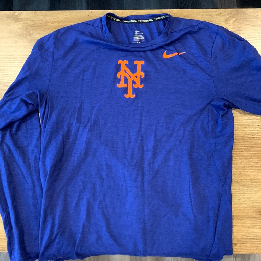 New York Mets long sleeved Dri Fit